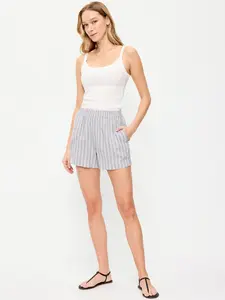 Old Navy Women's High-Waisted Linen-Blend Shorts -- 3.5-inch inseam Old Navy Women's High-Waisted Linen-Blend Shorts -- 3.5-inch inseam