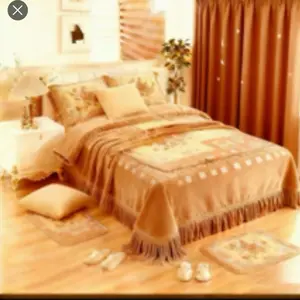 Sobrecamas, con manta, elegante y cortinas