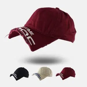 Short Brimmed Baseball Cap, With Unique Design, Stylish And Elegant, Made Of Water-Washed Fabric, Fashionable And Versatile, Available In Both Men's And Women's Styles.