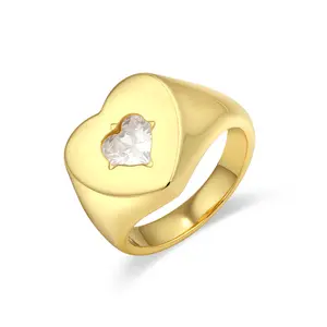 Aprilery Trending Chic Heart Statement Ring - Elegant Oversized Heart Frame with Sparkling Stone, Modern Bold Design for Daily & Party Wear, Ideal Gift for Her