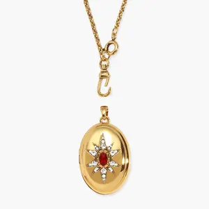 en route Clara Openable Locket Clasp Chain Necklace, for Effortless Pendant Swapping and Layering, Versatile Core Piece For Everyday & Elevated Styling