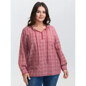 【Summer Turn-Up】【Neck-Lengthening】BlOOMCHIC Plus Size Gingham Print Ruffled Neck-Tie Blouse [M-6X] 2026 Summer Pick for Mother's Day