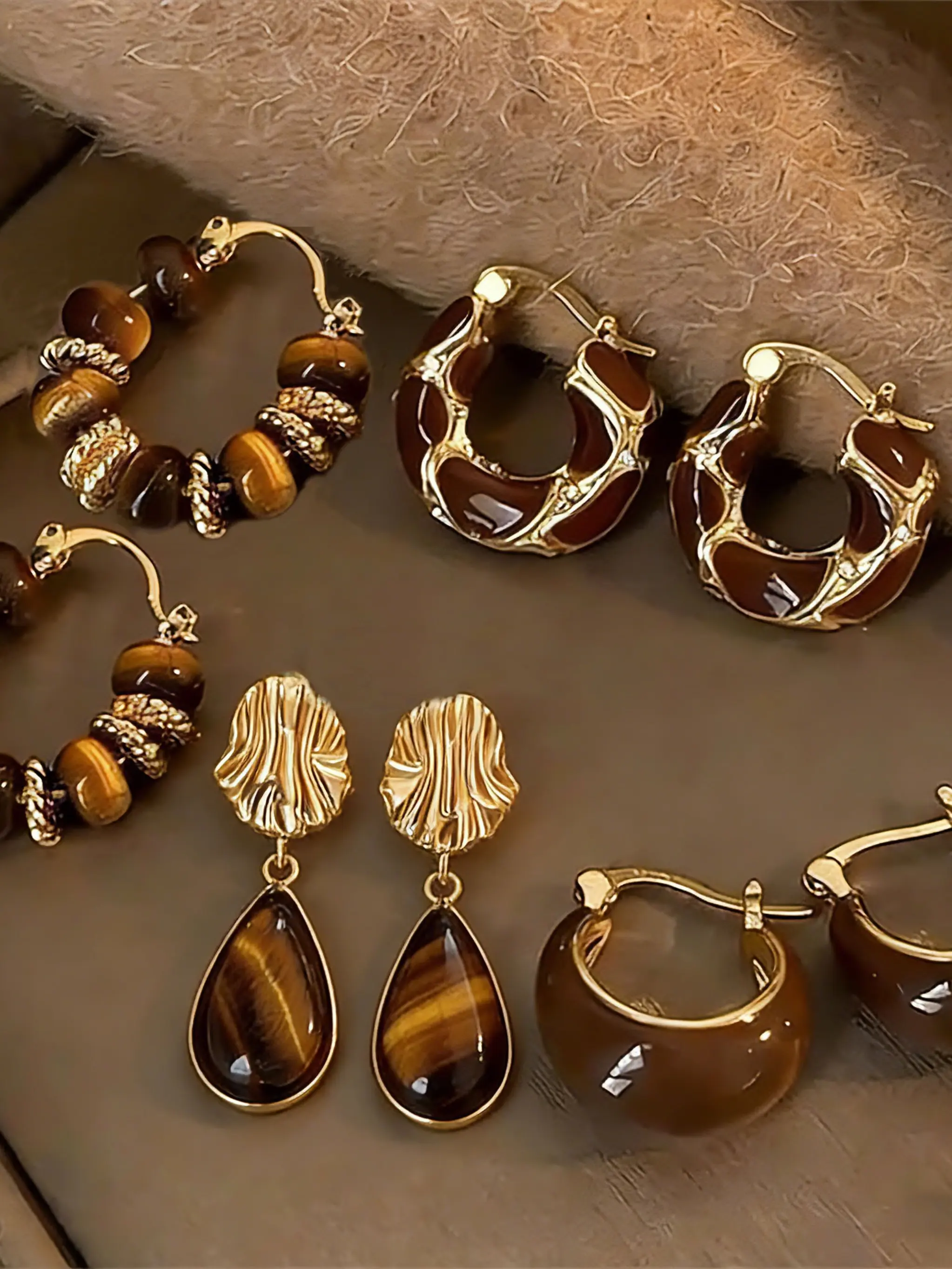 Women's Earring Set, French Style Amber Color Design, Elegant & Unique Jewelry Accessory, Perfect Gift for Her
