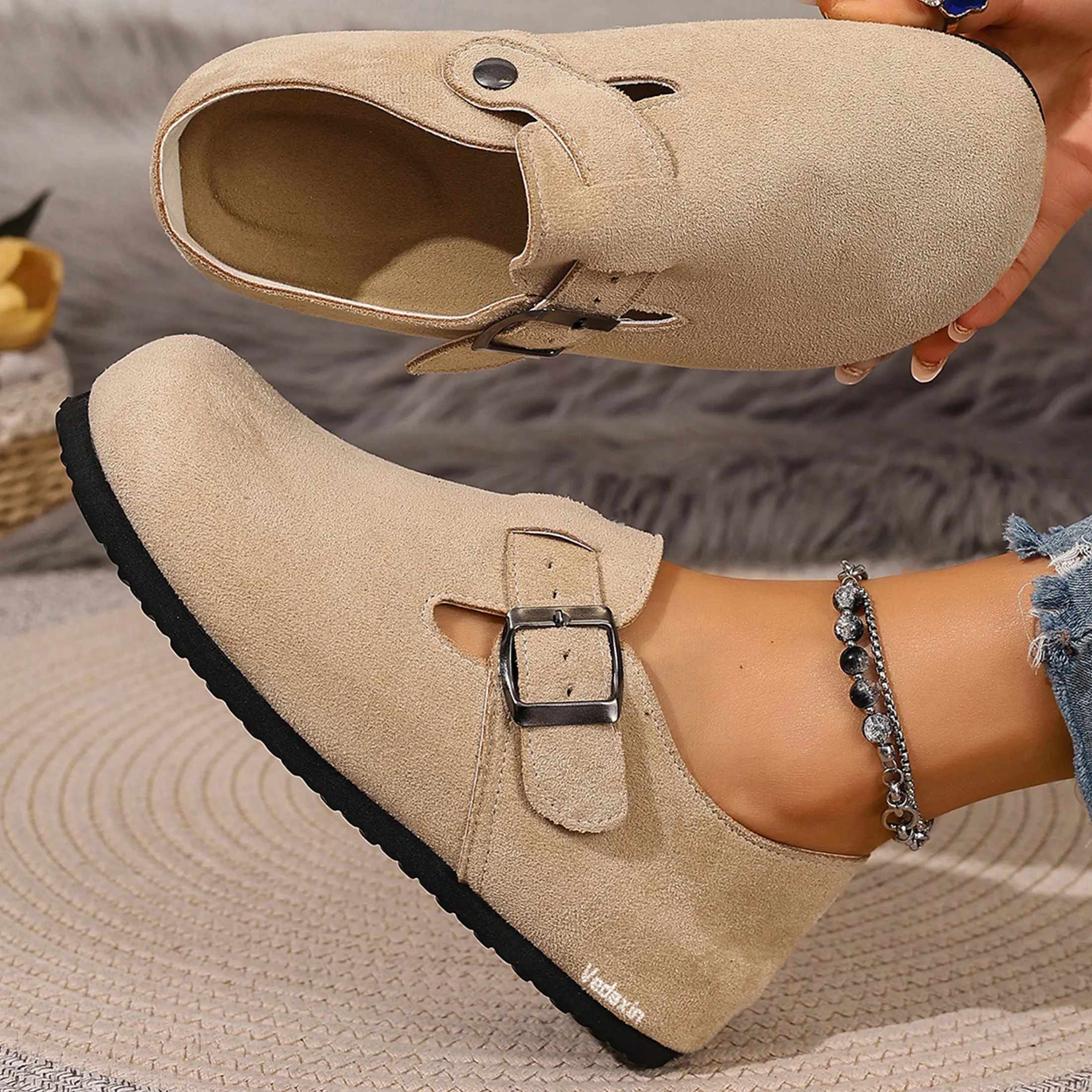 Women's Casual Sandals Suede Buckle Clogs Comfortable Daily Shoes with Adjustable Strap Footwear Indoor Outdoor Shoes Springfresh