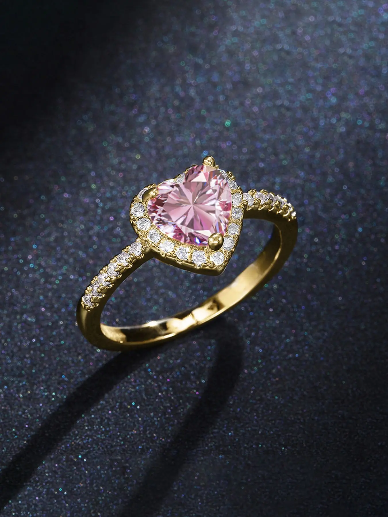 Women's Heart-Shaped Zircon Ring, Luxurious Simulated Moissanite Engagement Wedding Ring, Elegant Engagement Ring, Daily & Wedding Gift for Girlfriend Mother, Artificial Zircon Rings