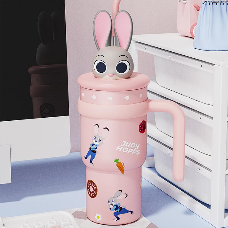 Disney Zootopia 2 Series Doll Ice Heater Insulated Cup 23OZ, Cute Tumbler,Adorable Zootopia Character Design, Perfect for DIY Cute Daily Drink Scenes, Ideal for Hot/Cold Drinks & Fan Use, Great for Daily Carry,Holiday Gift Birthday Gift Drinkware