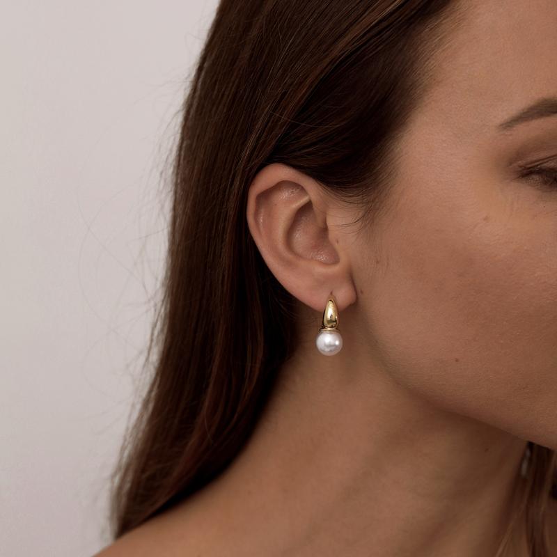 VENOCO Pearl Dainty earrings for women,Elegant Big Pearl Earrings for Women, 14K Gold Plated Hoop Clasp, Pearl Dangle Earrings for Gift