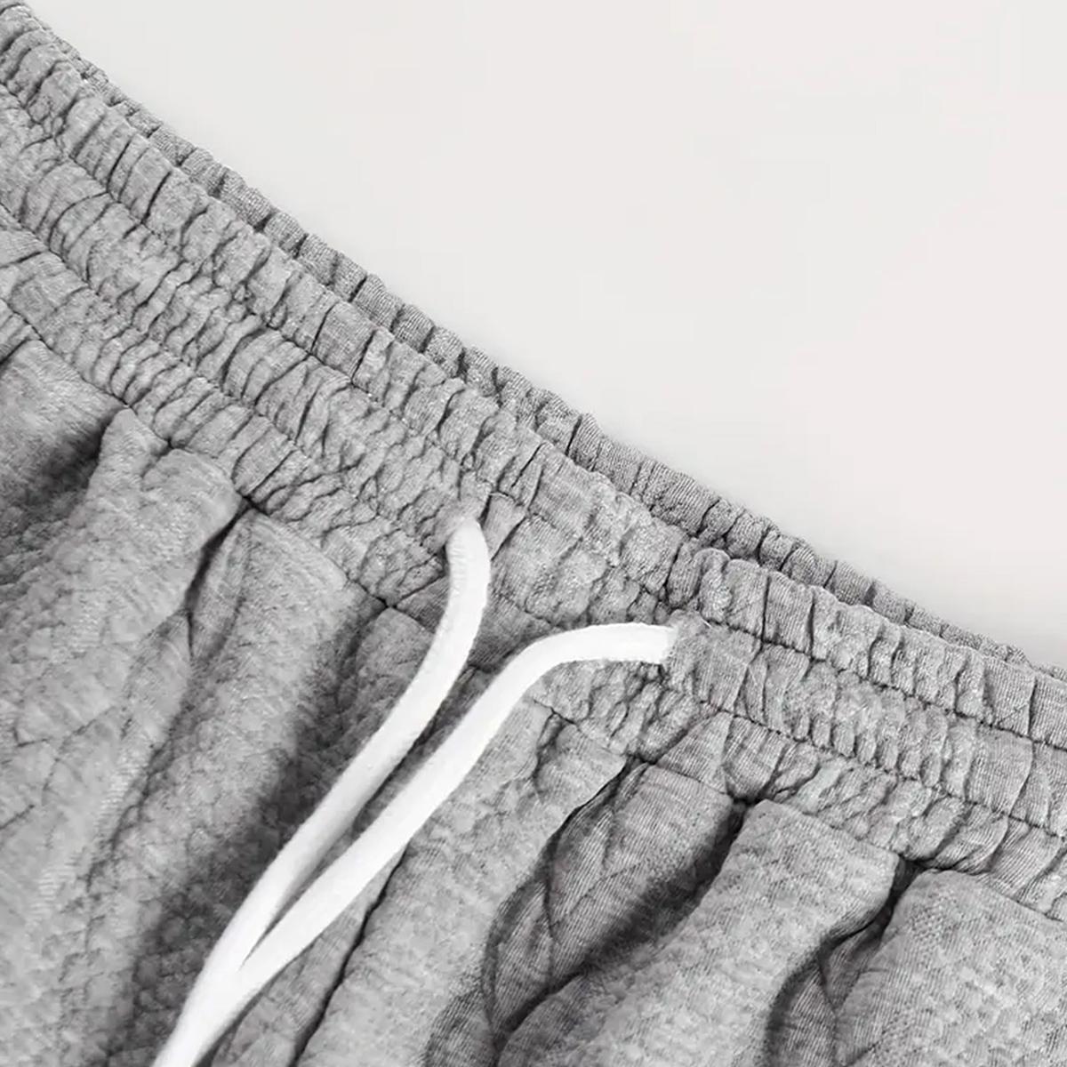 2-piece men's casual sports outfit - short-sleeved round-neck T-shirt and matching shorts, made of breathable polyester fiber, in solid color with side pockets, perfect for casual wear and light training, fitness shorts