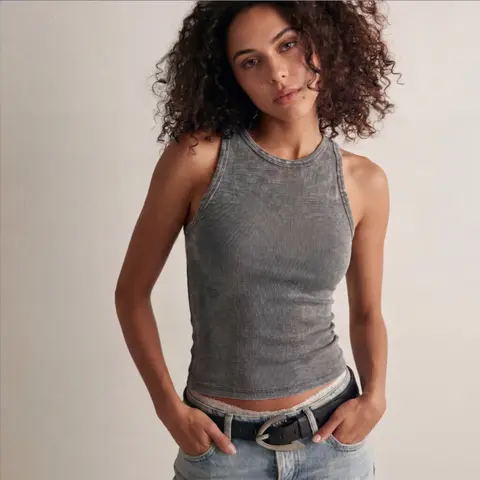 AUTOMET Women's Vintage Washed Sleeveless Basic Tank Top - Chic, Slim-Fitting, Comfortable Minimalist Style Top for Summer Casual Everyday Wear (Pairs with Jeans, Shorts), Vintage Clothing, Piece, Sleeveless Airflow, Vintage Washed Look