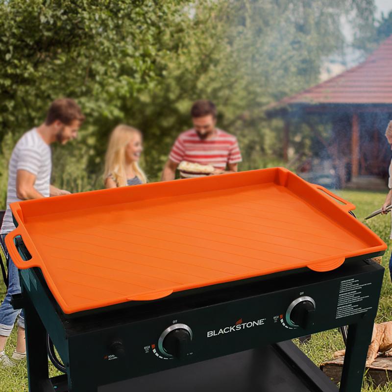 TRZZ 22IN 28IN 36IN Food-Grade Silicone Griddle Cover Mat for Blackstone Grills Heat-Resistant Anti-Slip Easy Clean Durable Outdoor Cooking Utensils Kitchen Dinnerware Sets with Free Baking Mat