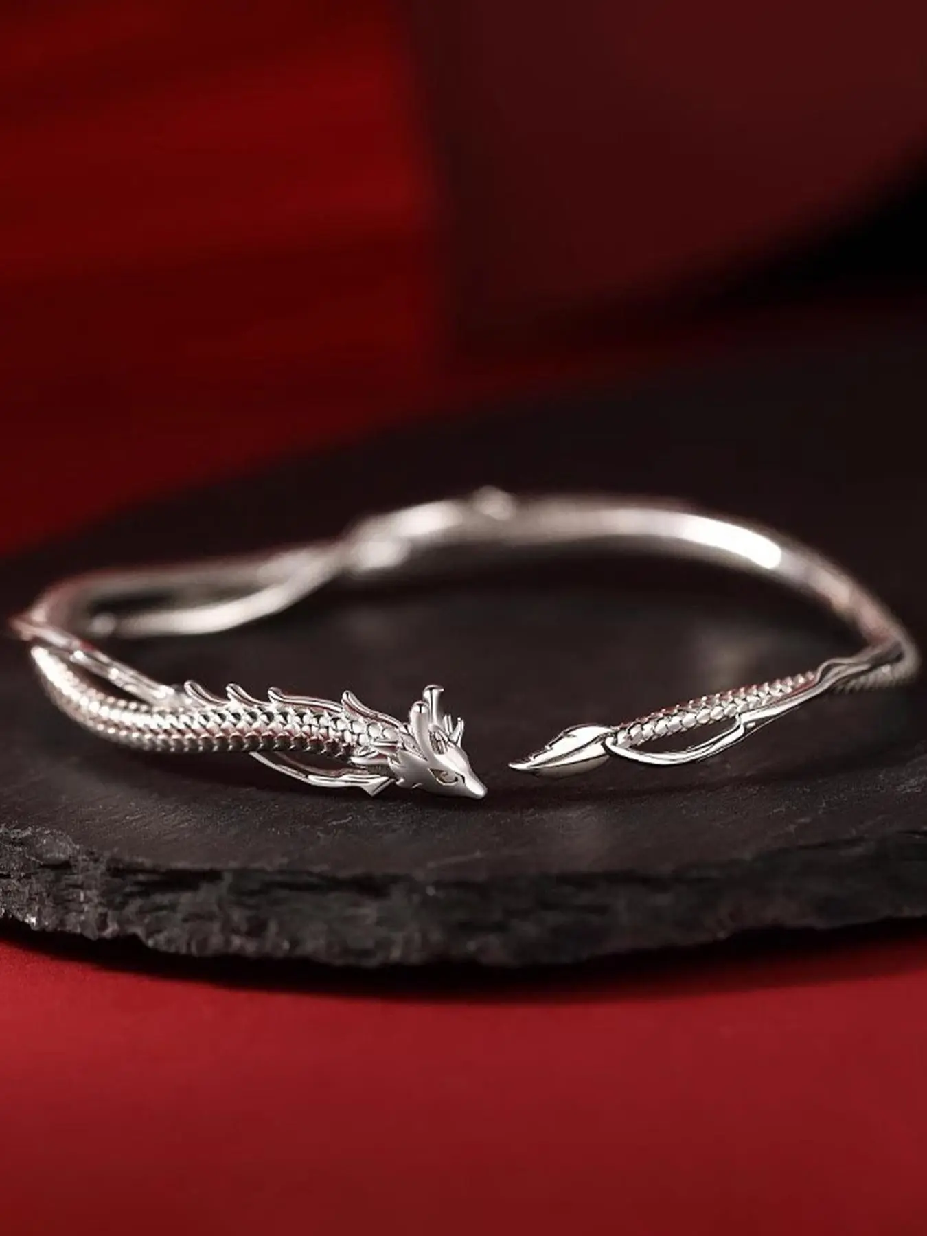 Vintage Dragon Design Adjustable Open Bracelet, Cuff Bangle Bracelet, Adjustable Minimalist Bangle, Creative and Unique Women's Daily Commute Accessory, Versatile Fashion Jewelry