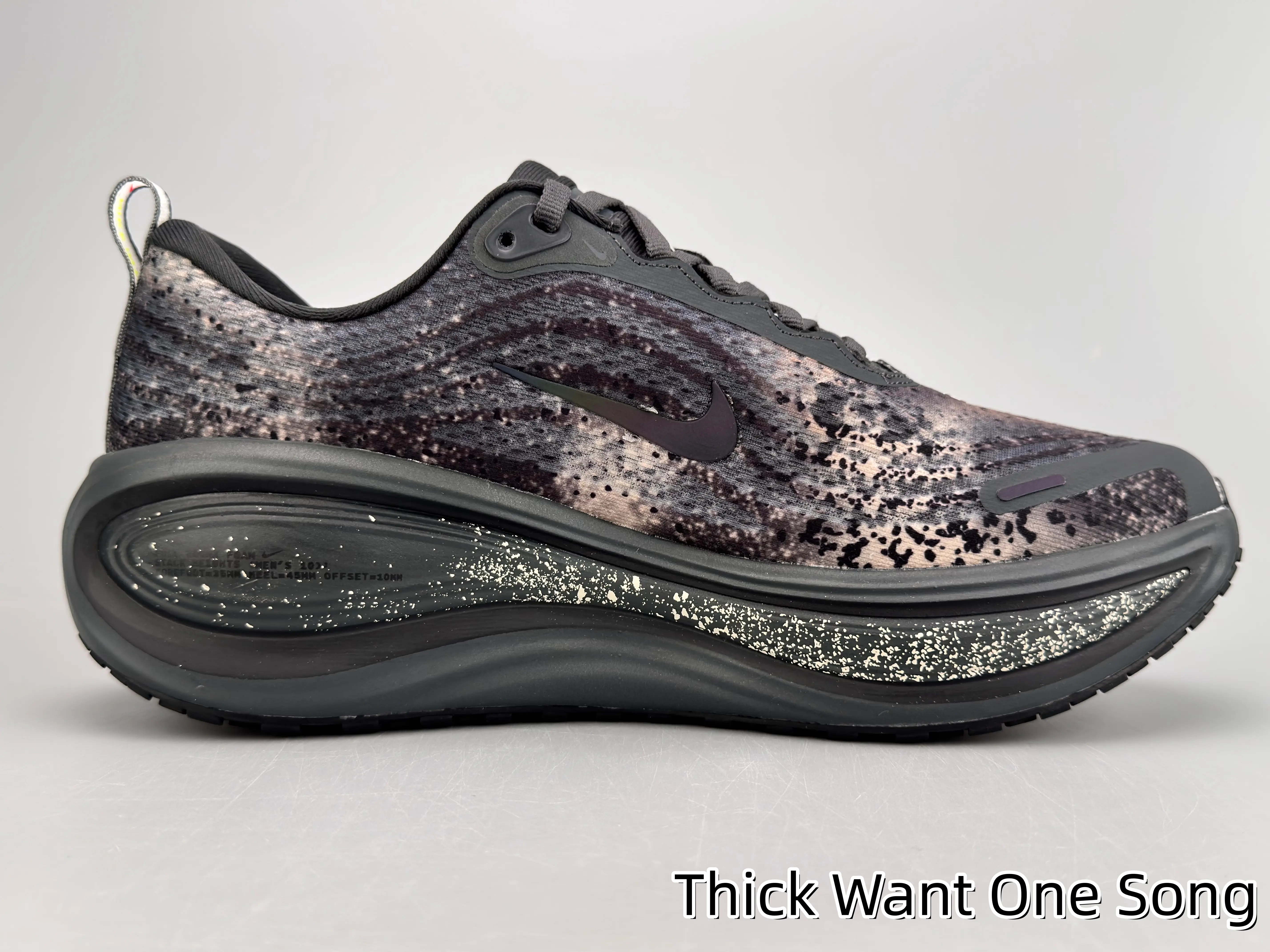 Street Style Training Sports Shoes | Airflow Quick Dry Textured Mesh Fabric | Bouncy Chunky Platform Rebound Sole | Deep Grippy Wear-resistant Traction Bottom | Great For Marathon Training & Casual Daily Outfits