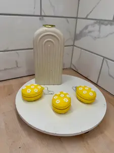 Spring Easter Egg Macaron Clicker