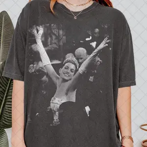 Youth and Adults Anne Hathaway Shirt Genovia Princess Diaries T-Shirt, Princess Dairies Shirt, Princess Shirt, Genovia Shirt