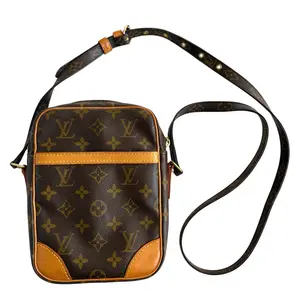 Pre-owned Louis Vuitton Danube Crossbody Bags Monogram Crossbody Bag Unisex Authentic With COA
