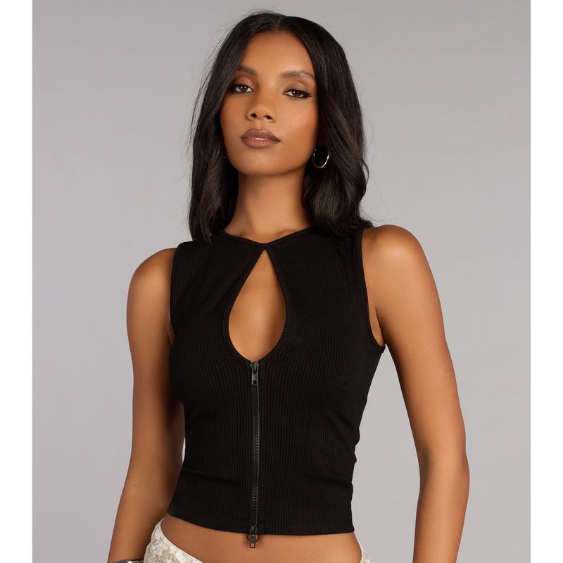Edgy Everyday Ribbed Knit Zip-Front Top