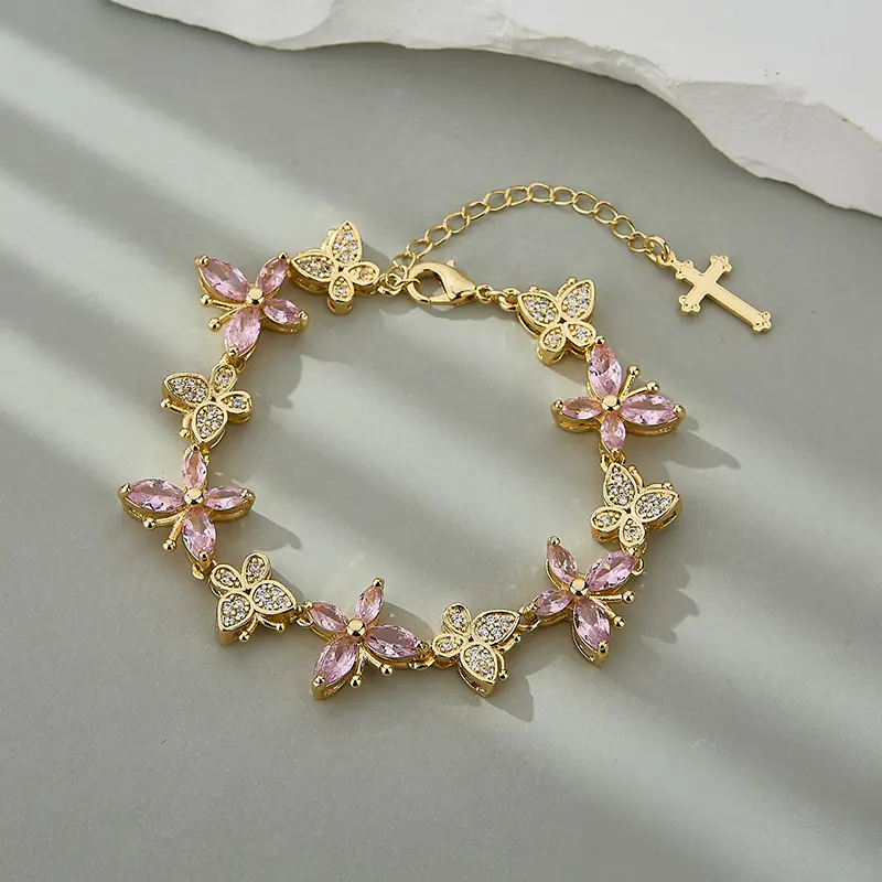 1pc Lucky Cubic Zirconia Butterfly Design Women's Fashion Bracelet, Surprise Gift For Valentine's Day, Birthday, Mother, Girlfriend Or Daughter Valentines,Mom,Mother,Mother's Day,Gift