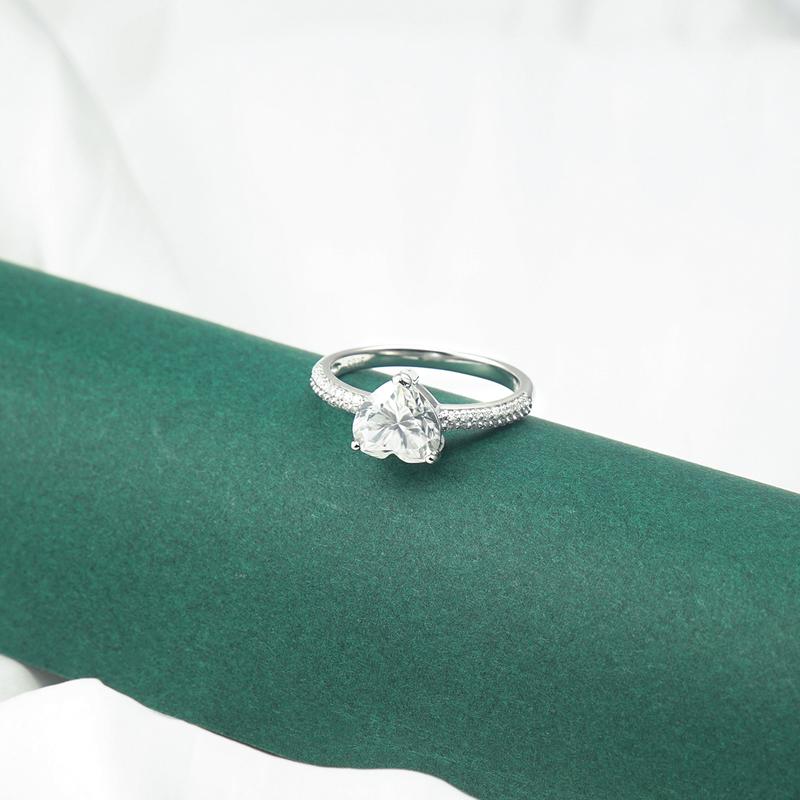 Delzzad Solitaire Heart Ring Lab-Created Moissanite Engagement Ring S925 Sterling Silver Moissanite Jewelry Perfect Christmas Gift