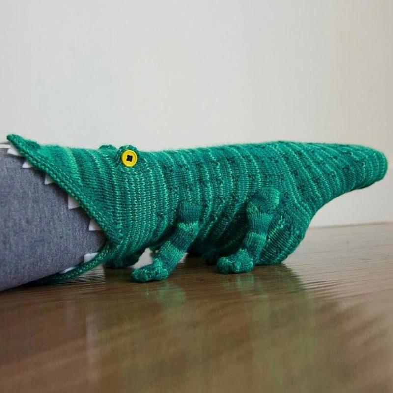 Funny Animal Knit Socks – 3D Crocodile, Shark & Dinosaur Design – Cozy Winter Warm Novelty Socks for Men & Women, Soft Casual Indoor Socks, Perfect for Christmas Gifts & Home Wear