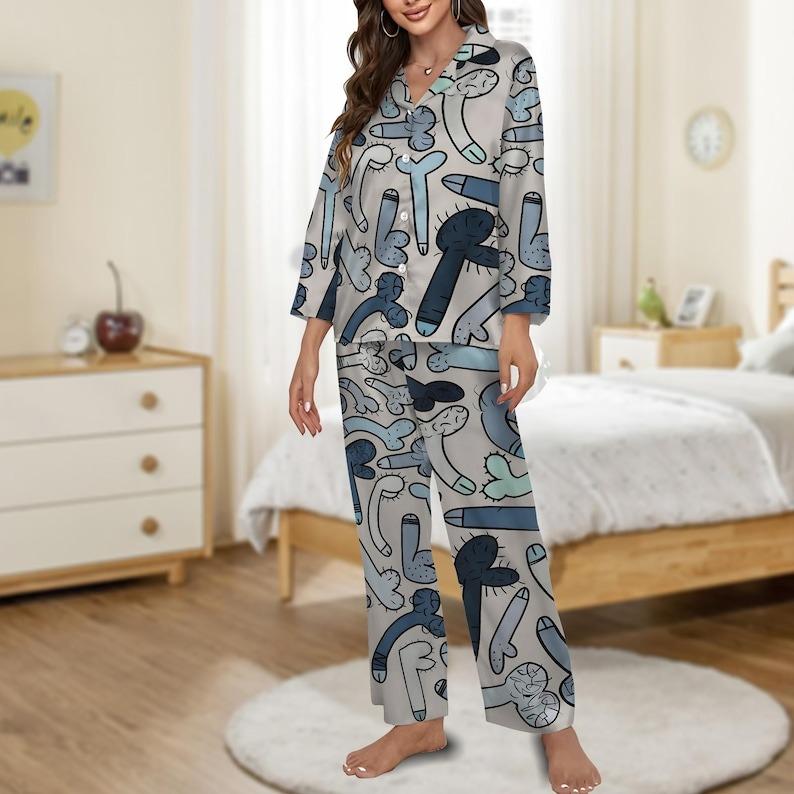 Funny Rooster Pajama Set | Novelty Chicken Print Loungewear | Soft Lightweight Pajamas for Men & Women | Cozy Sleepwear for Home Relaxing | Cute Farm Animal PJs | Unique Funny Gift for Friends, Family & Pajama Lovers