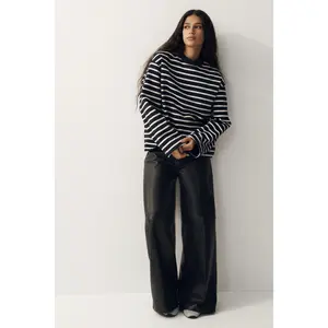 H&M Oversized sweatshirt