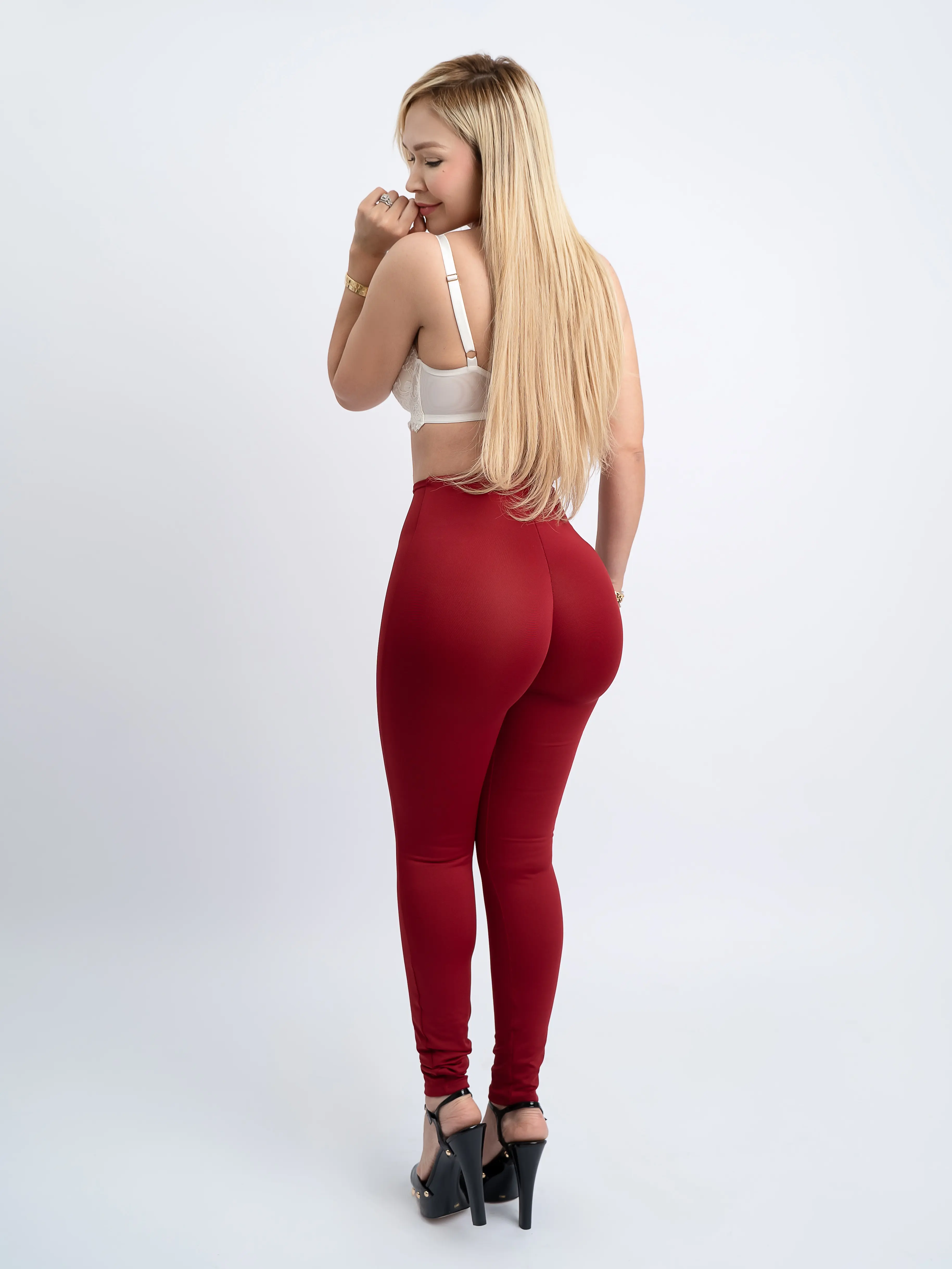 Noely Bootylicous Skinny Legging