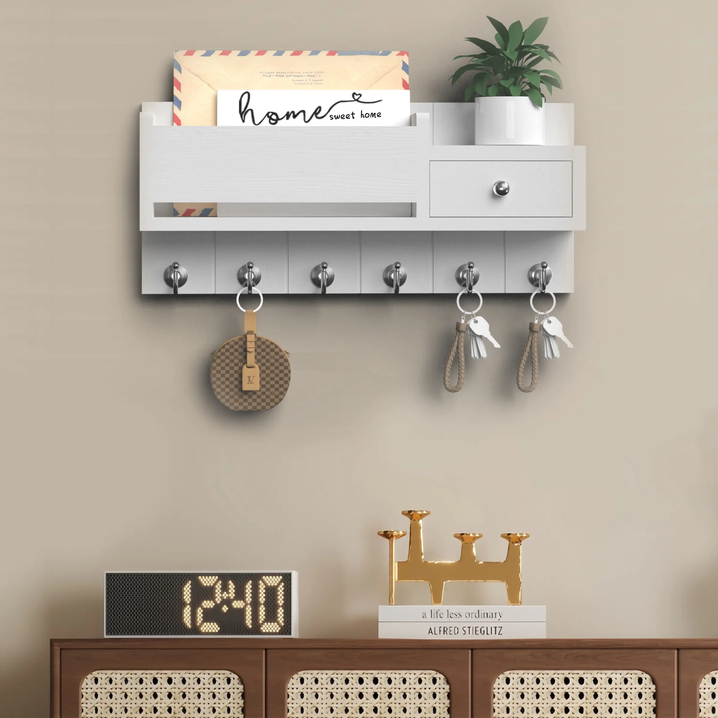 Wall Mounted Key Holder, 1 Count Decorative Key and Mail Holder with Shelf, Wooden Key Hanger with Mounting Hardware for Home Office, Includes Hooks, Hanging, Decorative Hooks, Convenient Hook