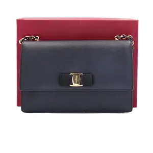 Pre-owned SALVATORE FERRAGAMO Leather Crossbody Bags Saffiano Vera Bow Black Full Set JM SK026