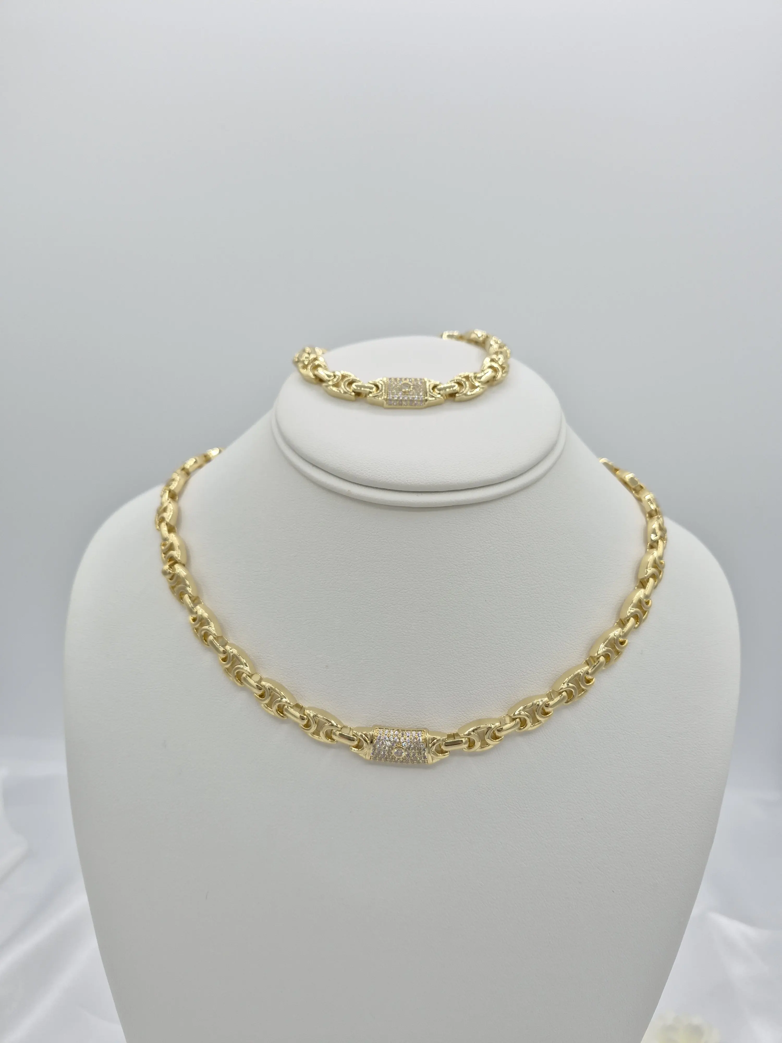 Fashion choker set 14k gold plated high quality. (16)