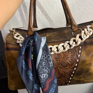 Genuine, leather speedy 15 inch