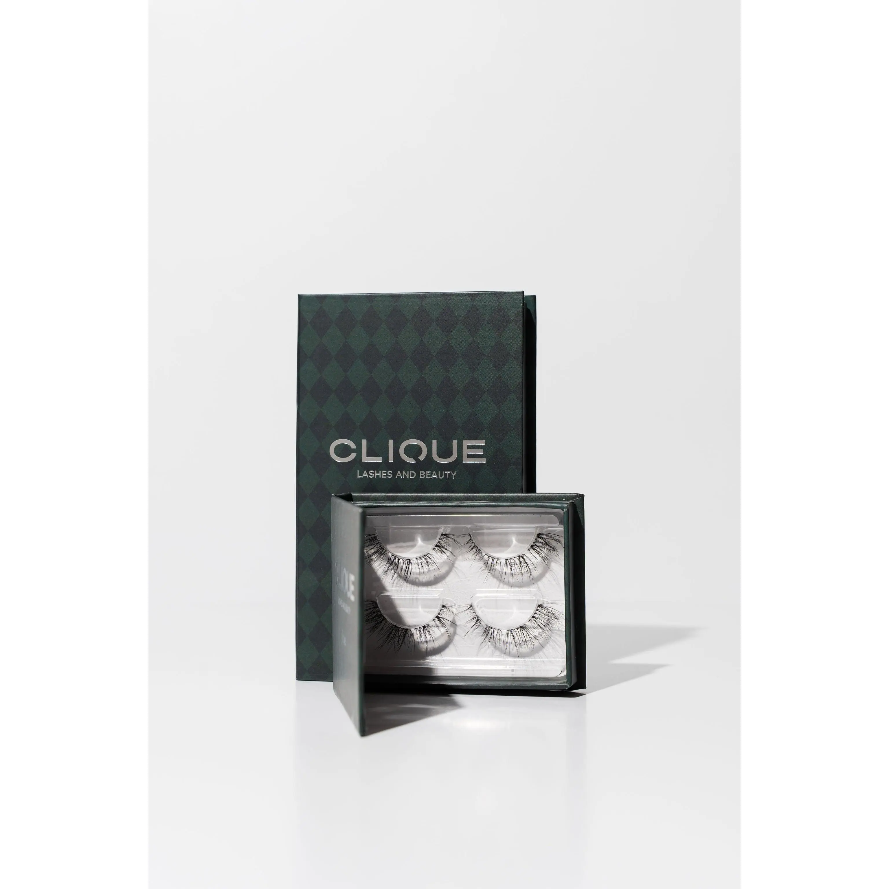 WINKCLIQUE Luxe Wispy Cat Eye Lash Clusters, DIY Lash Extensions with Mixed B & C Curl, Synthetic Fibers for a Soft Lift, 9.5-16.5mm, Eyelashes