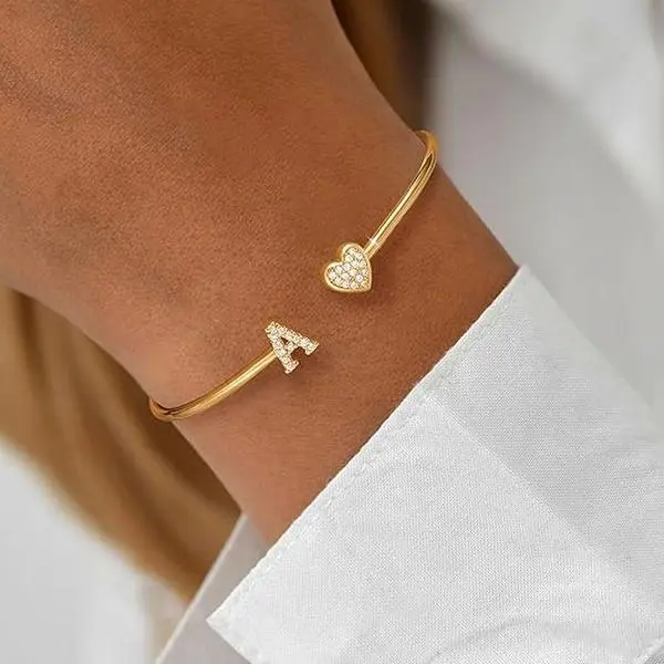 18K Gold Initial Letter Cuff Bracelet, A-Z Personalized Jewelry, Perfect Mother's Day Gift, Elegant Heart Design, Customizable Bracelet for Mom, Trendy Jewelry for Women, Unique Gift for Her