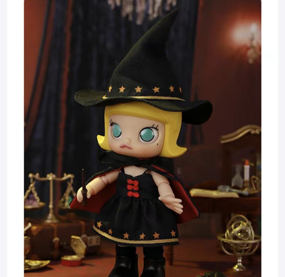 (cat10135)Molly Action Figures