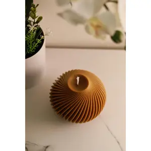 Spiral Ball Candle
