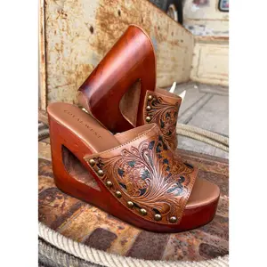 The Saddlewood Wedge