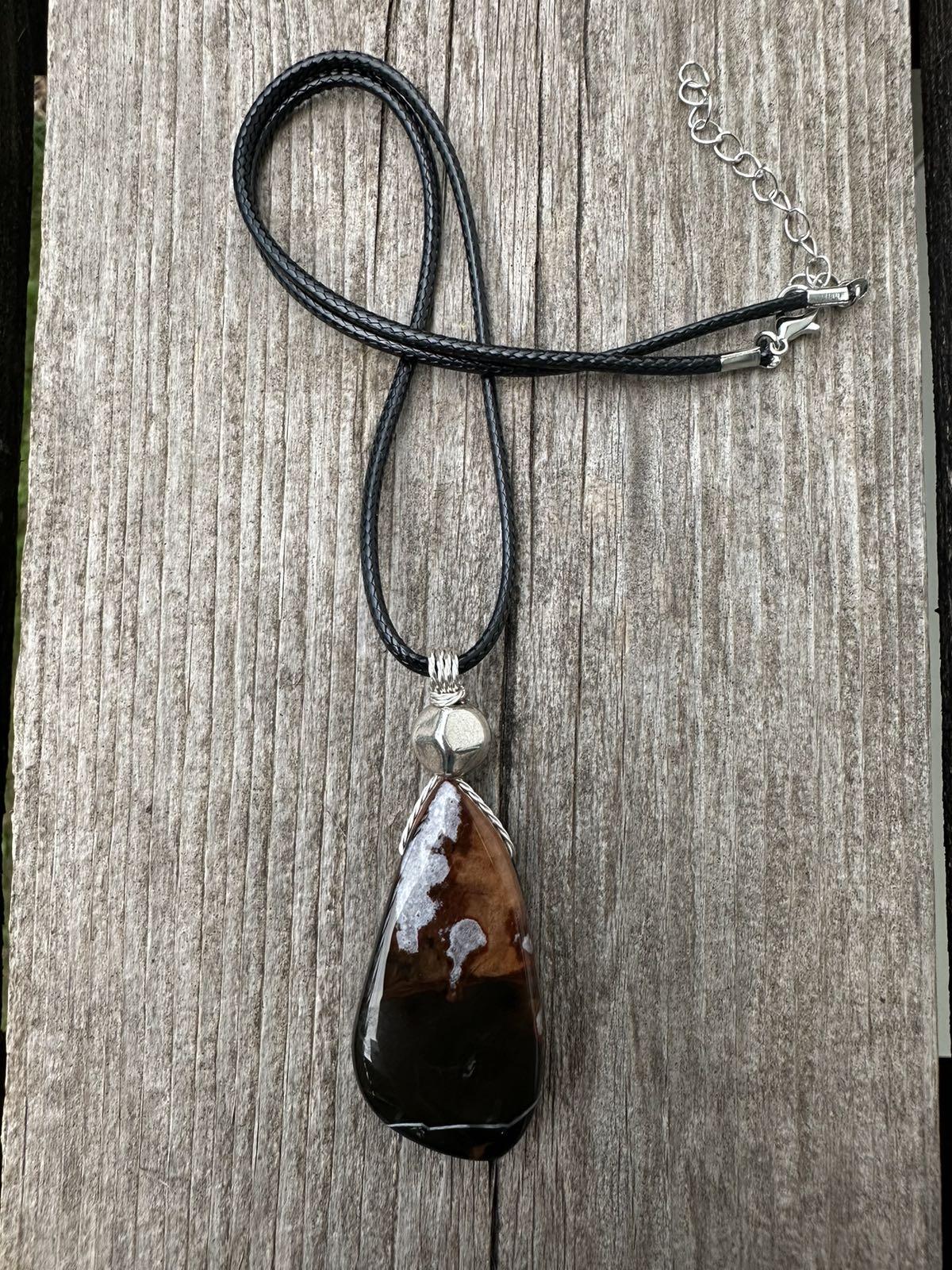 Sardonyx Necklace for Willpower Vigor and Stability.