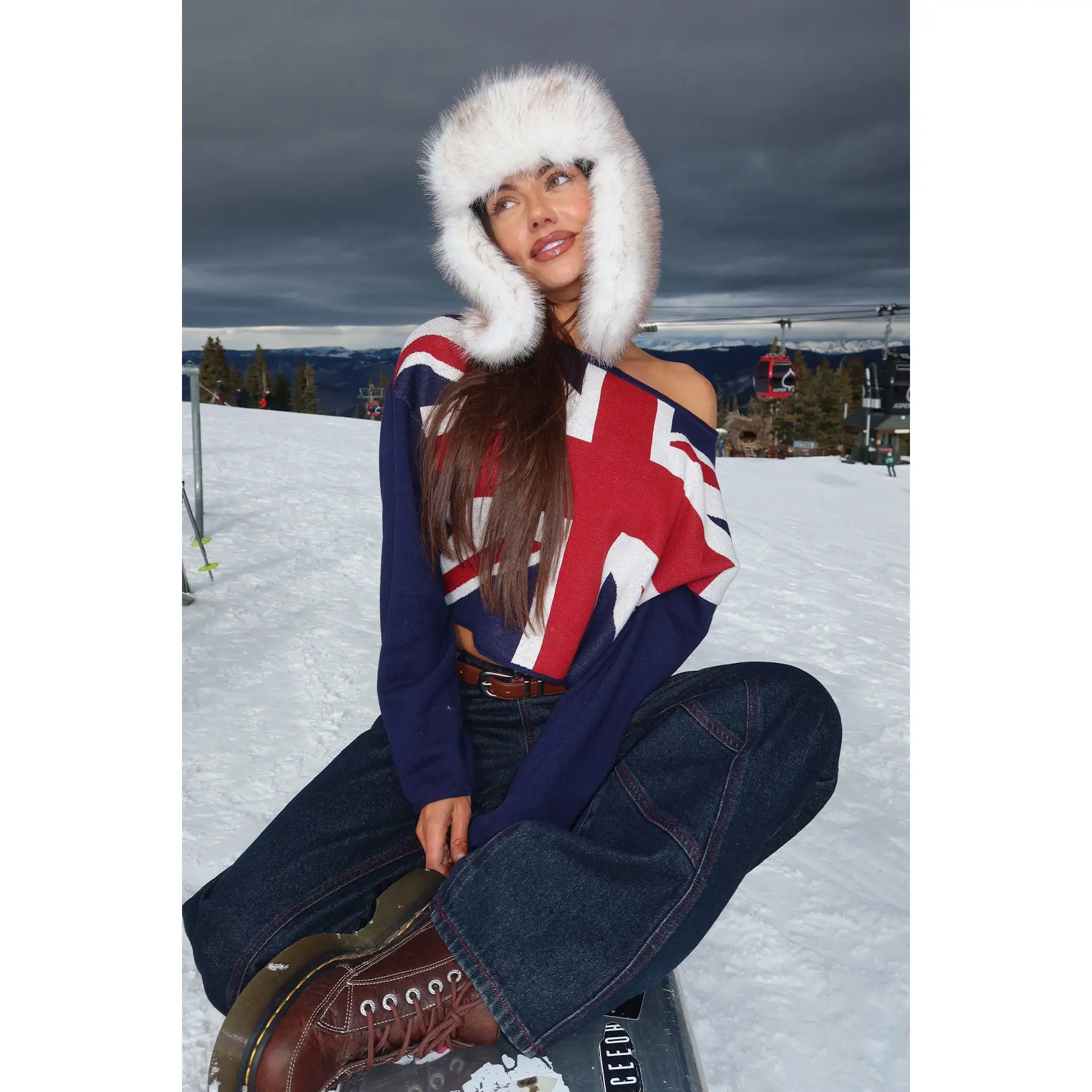 London Babe Sweater