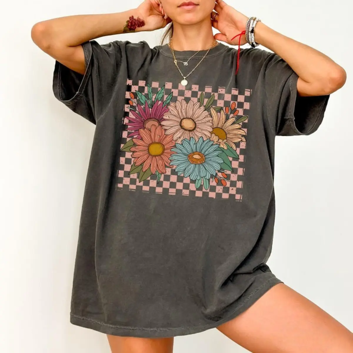 Comfort Colors Vintage Floral TShirt, Retro Checkered Flowers T-Shirt, Womens Graphic Tee, Boho Wildflowers Cottagecore TShirt, Gift For Women