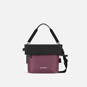 Vale AT | Reversible Crossbody