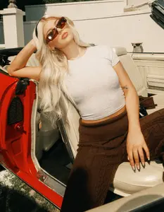 TILLYS Womens Baby Tee