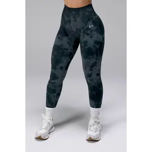 Cosmic Seamless Scrunch Butt Leggings