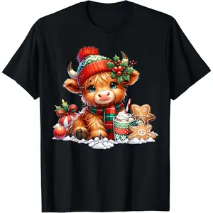 Christmas Highland Cow Cute Heifer Cow Santa Hat Mooey Xmas T-Shirt