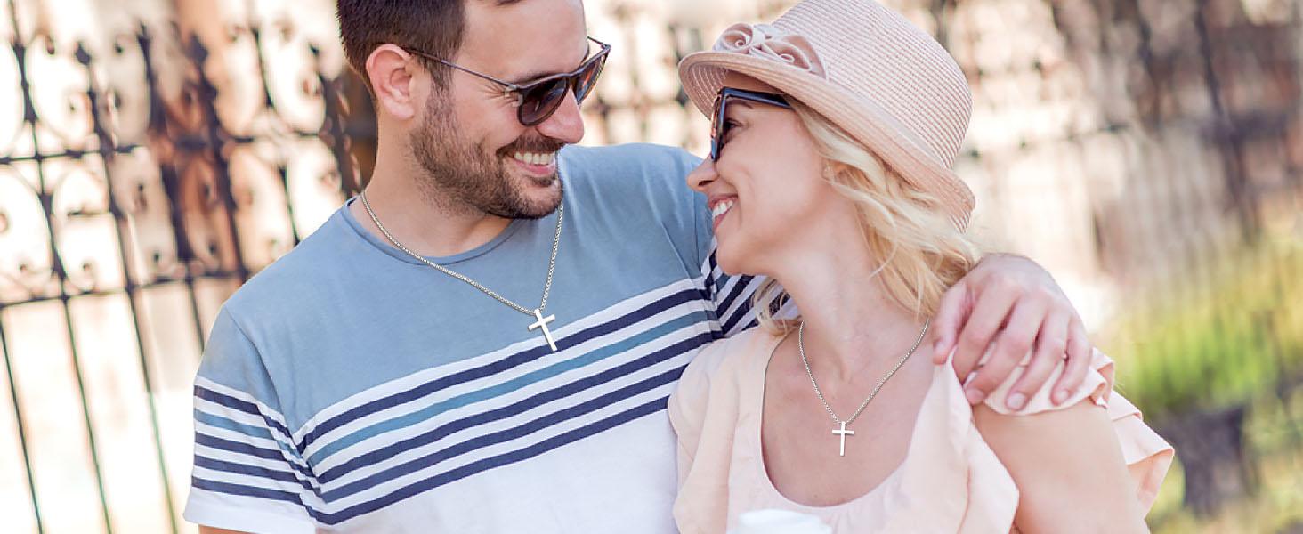 【Father's Day Gift】Stainless Steel Cross Necklace for Men and Women (Unisex), Mens Necklaces with 2.5mm Cross Chain Black/Gold-Plated Stainless Steel Cross Necklace