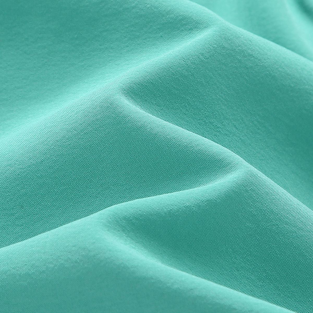 Women’s summer casual athletic shorts featuring a two-piece layered design with camouflage print, suitable for running and everyday workouts