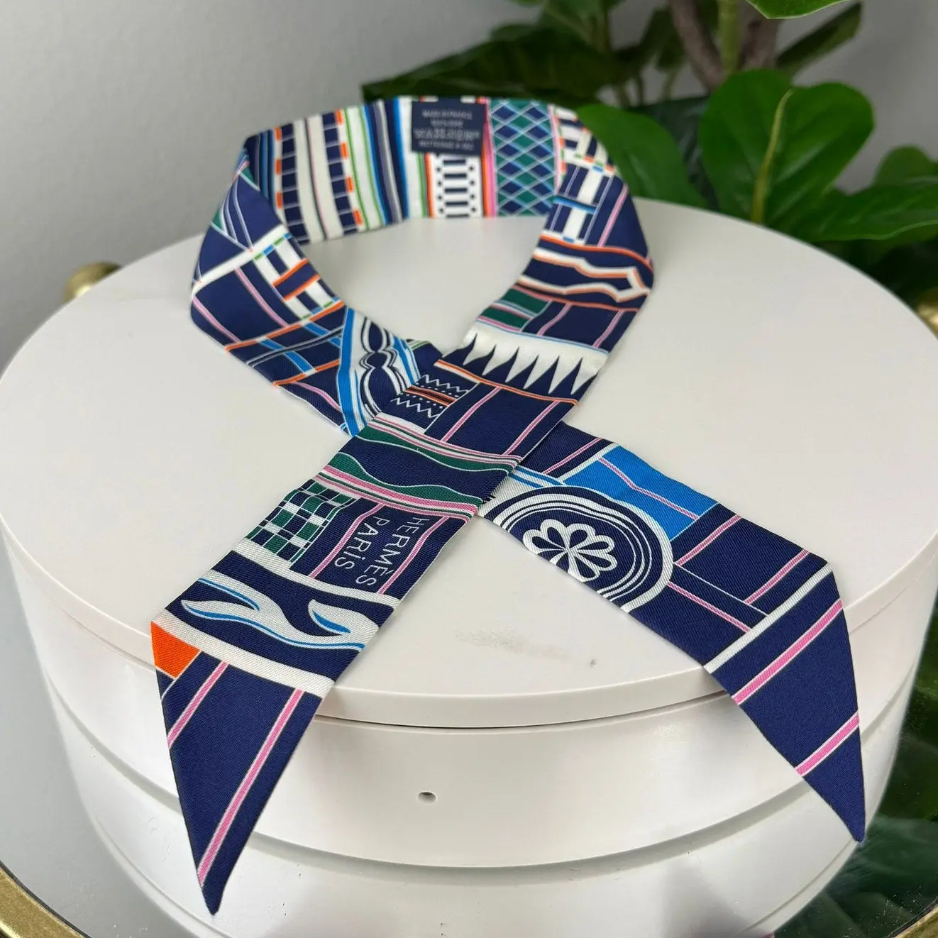 Pre-owned Authentic Hermes Twilly Silk Scarf in Navy Voltes et Pirouettes Design