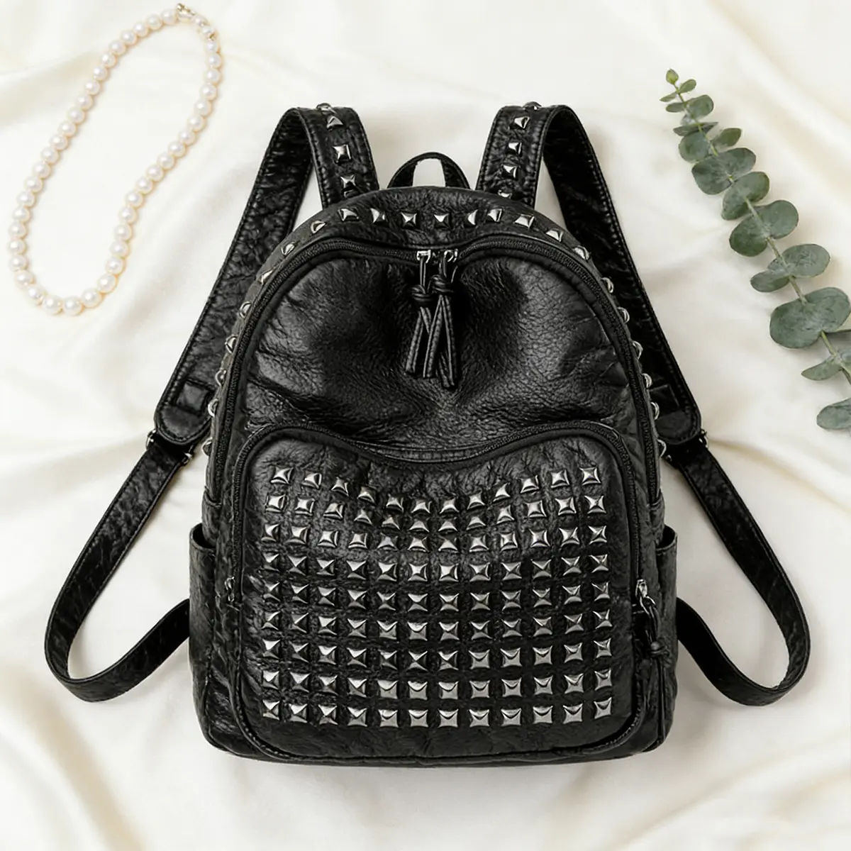 Multifunctional Handheld Backpack Solid Color Rivet Punk  display picture 3
