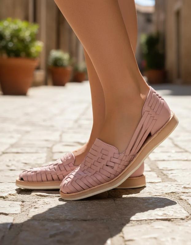 Women's Handmade Mexican Leather Huaraches Flat Slip-On Sandals Model 813 Round Toe Genuine Leather Upper Comfortable Ethically Made in Mexico Footwear Walking Shoes