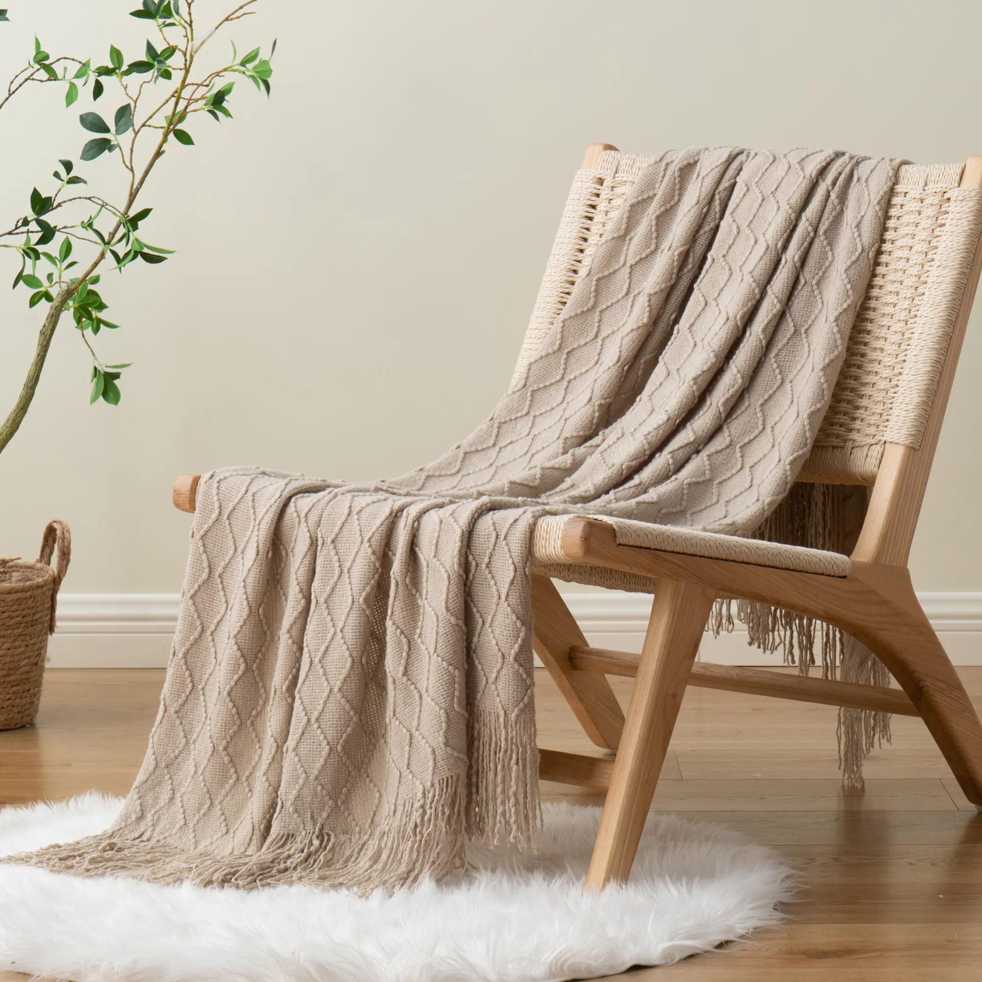 Battilo | Summer Diamond Tassel Throw Blanket, Lightweight Cozy Soft House Decor Textile Soft Furnishing for Sofa, 50"x60", Lightweight Cozy Comfort Blanket