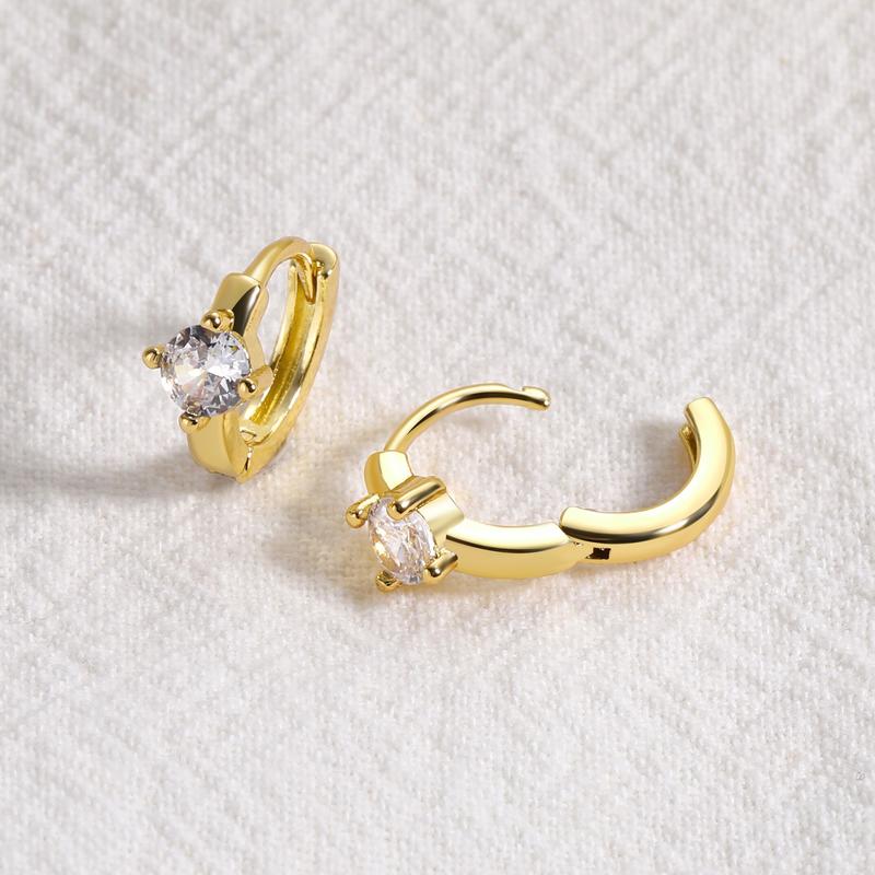 17KM 8pcs Small Gold Hoop Earrings for Women, 14K Gold Plated, Lightweight, Hypoallergenic Huggie Hoops for Multiple Piercing