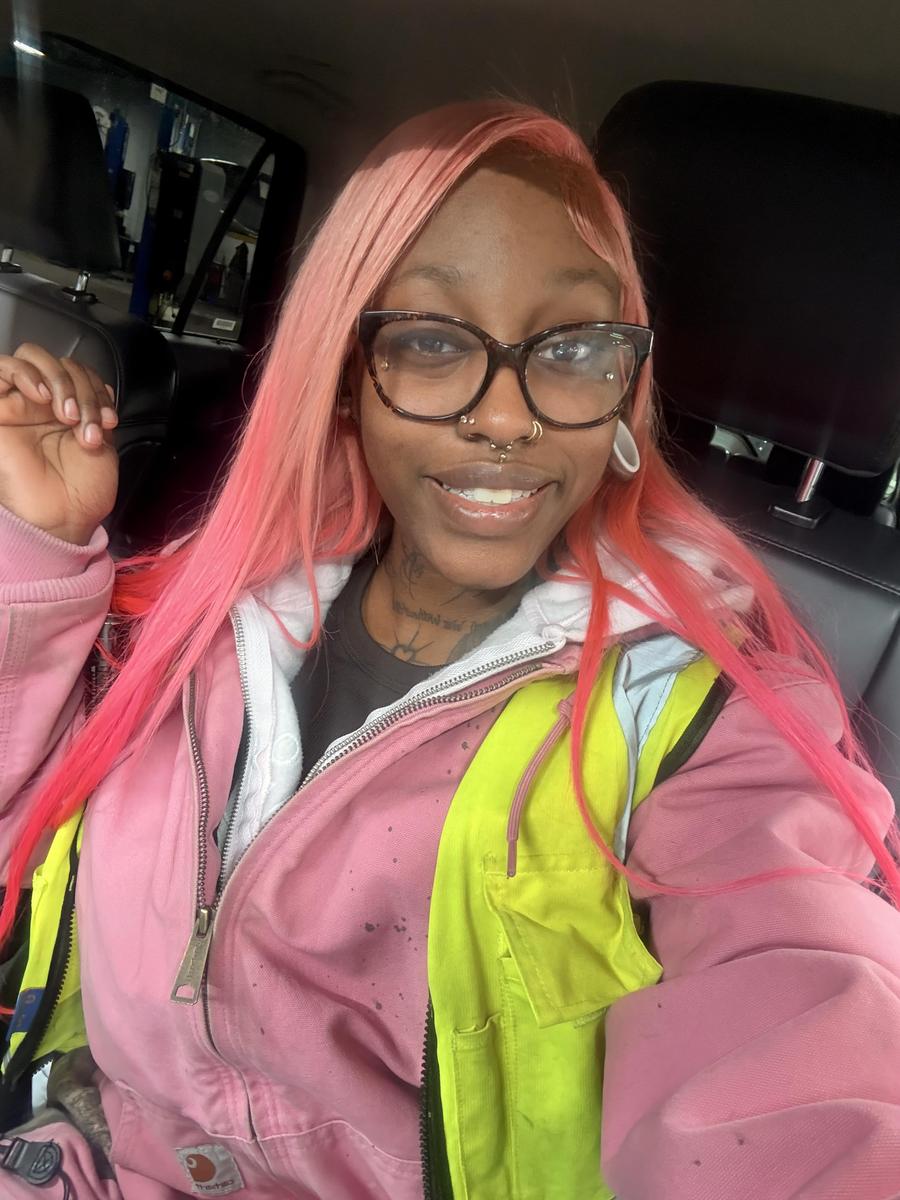 Item: 613 Blonde Body Wave, 30"